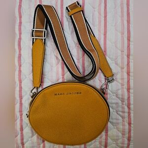 Marc Jacobs Yellow Crossbody Bag with Adjustable Strap and Minimalist Design